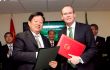 Minister Coveney and Vice Minister Wei of China sign protocol on quarantine facilities for the transit of Irish horses