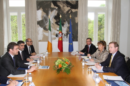 Taoiseach Enda Kenny in a meeting with Portuguese Prime Minister Pedro Passos Coelho in Lisbon.