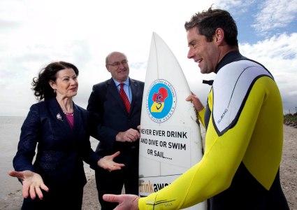 Minister Phil Hogan, Fionnuala Sheehan, drinkaware.ie Chief Executive and Irish pro-surfer and owner of Surfworld Bundoran, Richie Fitzgerald launch the campaign 