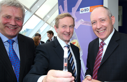 From Left Minister of State, Mr Fergus O'Dowd, An Taoiseach, Mr Enda Kenny and Cormac Reynolds, Director, Diabetes Care Manufacturing, BD in Ireland.
